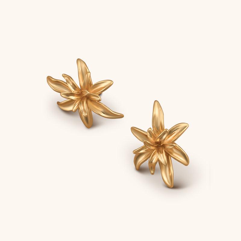 Blooming Moment Studs Earrings - 18K Gold Plated - Jewelry de Corner