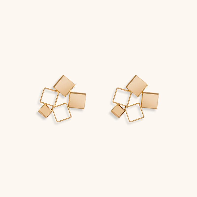 Mysterious Cube Studs - Jewelry de Corner