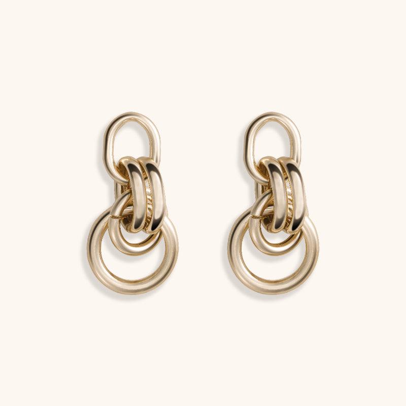 Interlocking Hoops - Jewelry de Corner