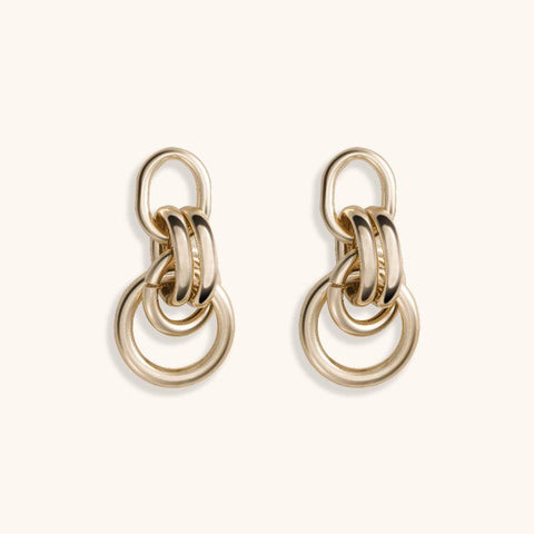 Interlocking Hoops - Jewelry de Corner