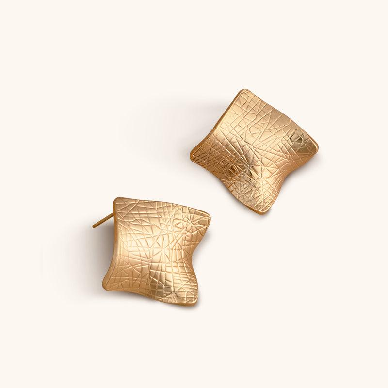 Floating Shore Studs - Jewelry de Corner