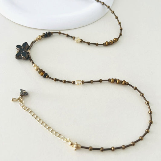 Collar de cuentas checas vintage