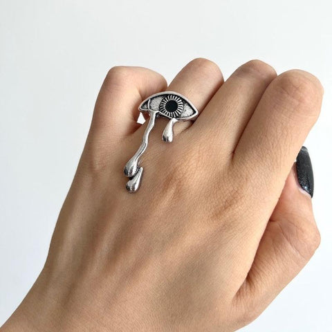 Tearful Eye Exaggerated Ring - Jewelry de Corner