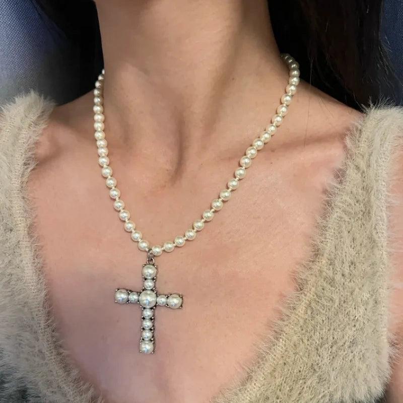 Vintage Pearl Cross Necklace - Jewelry de Corner