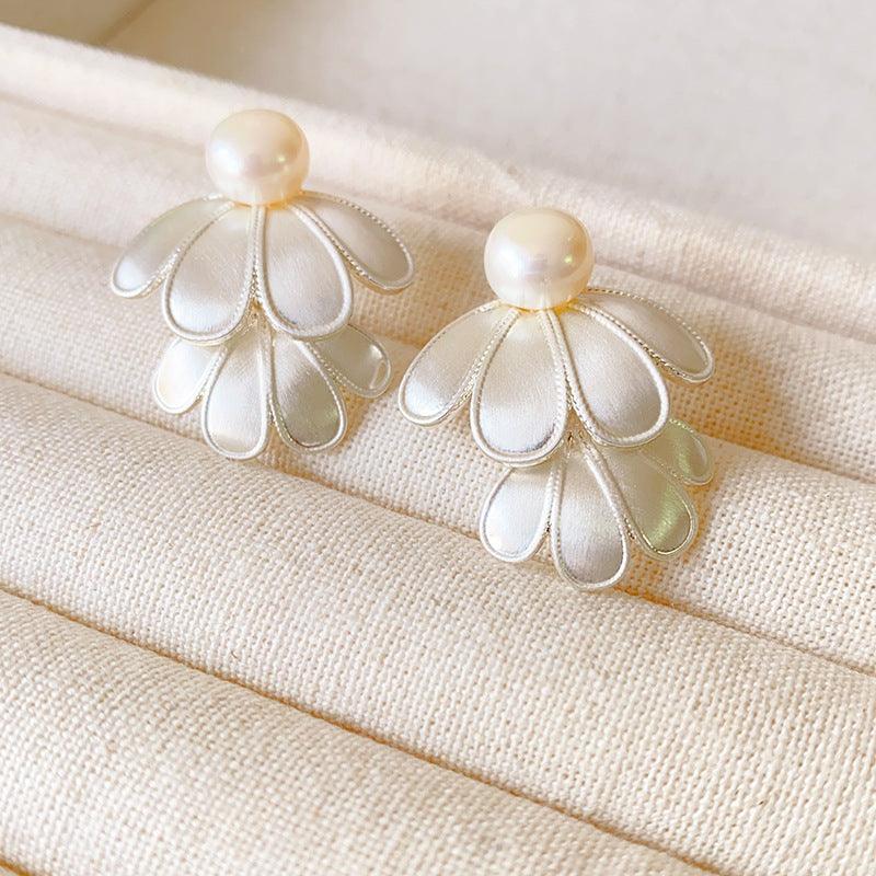 Simple Double Layer Daisy Earrings - Jewelry de Corner