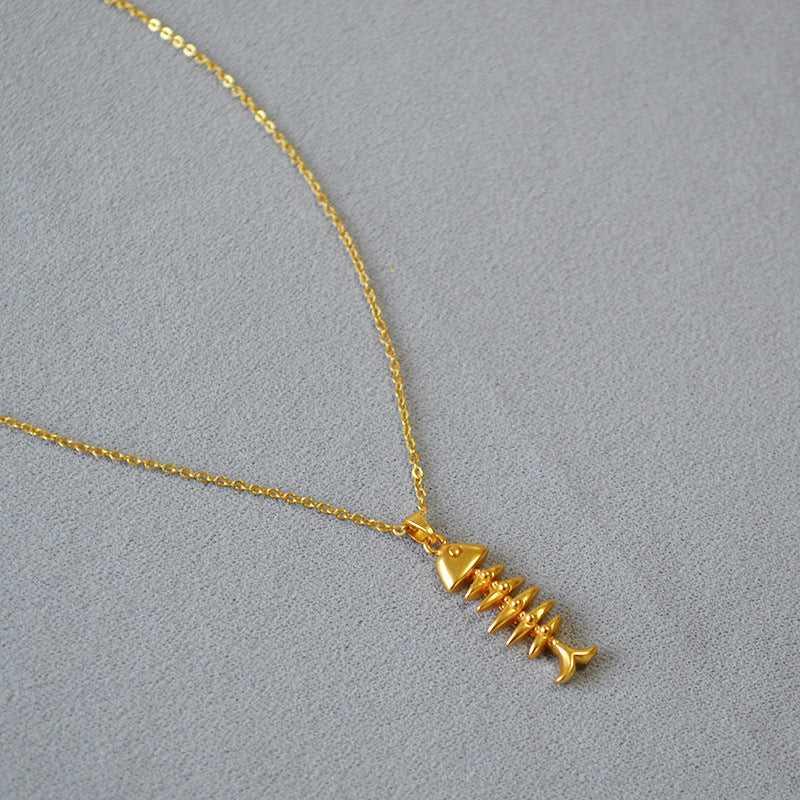 Brass Gold-Plated Fishbone Pendant Necklace - Jewelry de Corner