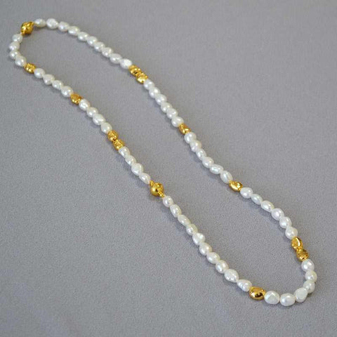 Irregular Baroque Pearl Brass Gold Plated Bead Necklace - Jewelry de Corner