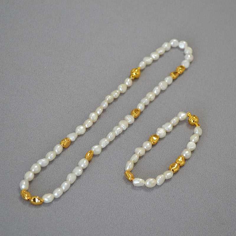 Irregular Baroque Pearl Brass Gold Plated Bead Necklace - Jewelry de Corner