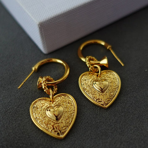 Heart Light Luxury French Retro Earrings - Jewelry de Corner