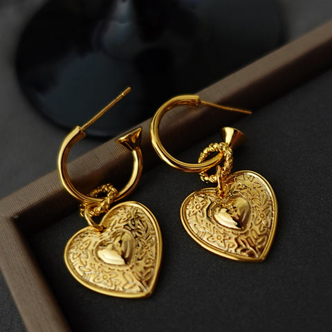 Heart Light Luxury French Retro Earrings - Jewelry de Corner