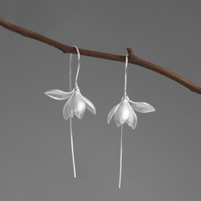 Abstract Magnolia Silver Earrings - Jewelry de Corner