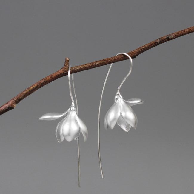Abstract Magnolia Silver Earrings - Jewelry de Corner