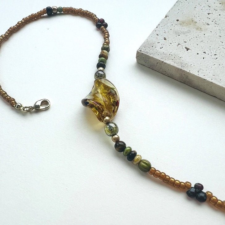 Amber Vintage Czech Bead Necklace - Jewelry de Corner