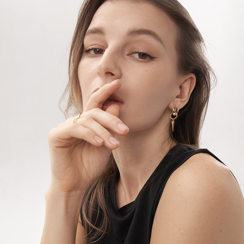 Black Panther Studs Earrings - 18K Gold Plated - Jewelry de Corner