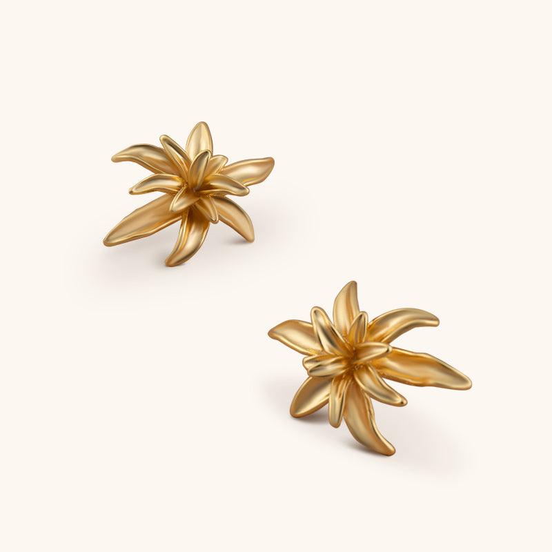 Blooming Moment Studs Earrings - 18K Gold Plated - Jewelry de Corner