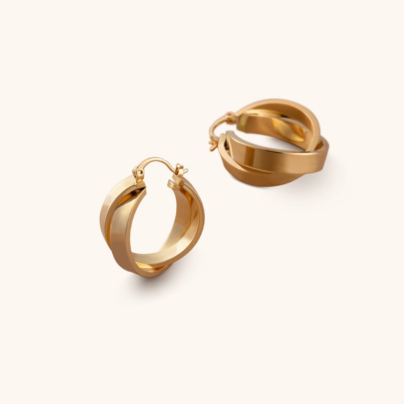 Close - Intersect Hoops Earrings - 18K Gold Plated - Jewelry de Corner