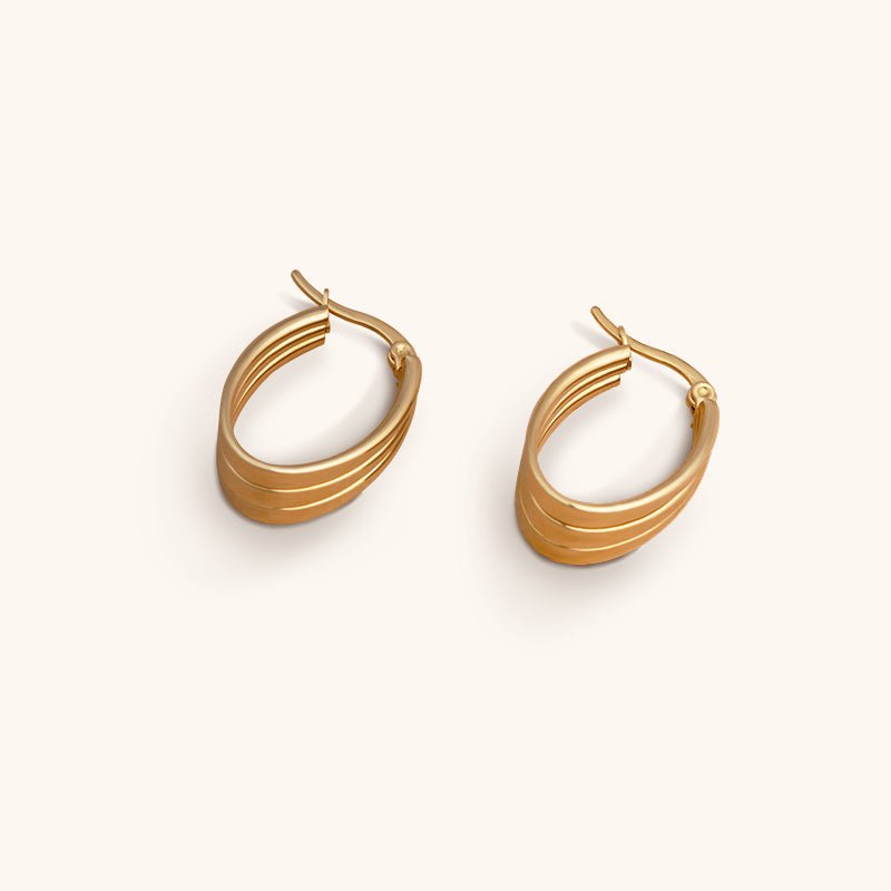Close - Parallel Hoops Earrings - 18K Gold Plated - Jewelry de Corner