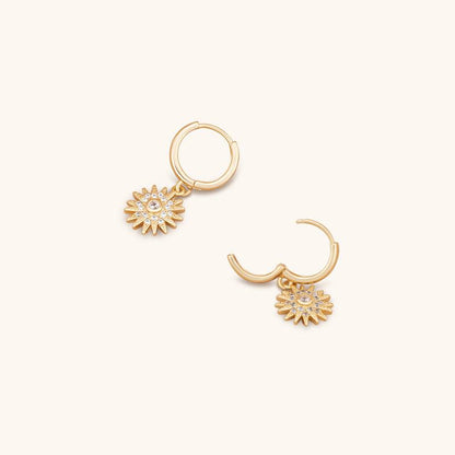 Eternal Brilliance Studs Earrings - 18K Gold Plated - Jewelry de Corner