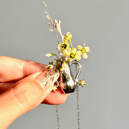 Fairy Inspired Vase Design Necklace - Jewelry de Corner