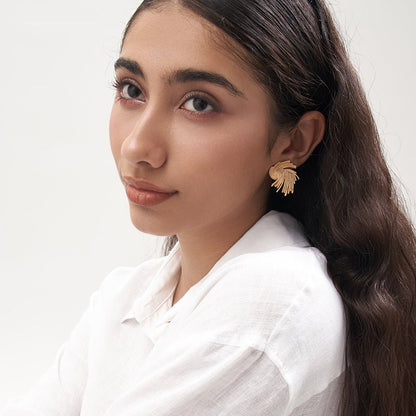 Fire Tree Golden Flower Studs - 18K Gold Plated - Jewelry de Corner