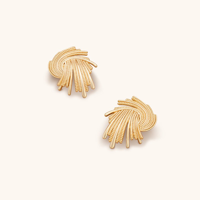 Fire Tree Golden Flower Studs - 18K Gold Plated - Jewelry de Corner