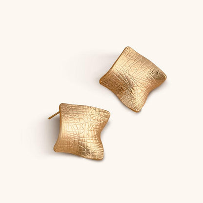 Floating Shore Studs Earrings - 18K Gold Plated - Jewelry de Corner