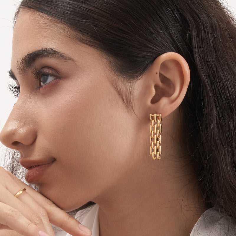 Golden Scale Feather Drop Earrings - 18K Gold Plated - Jewelry de Corner