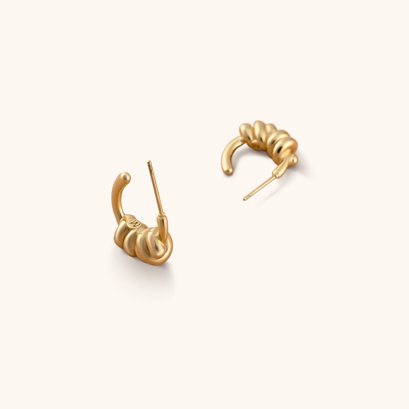Golden Spiral Hoops Earrings - 18K Gold Plated - Jewelry de Corner