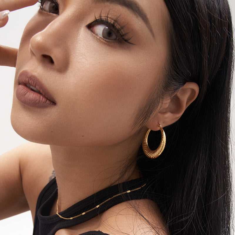 Heart of Athena Hoops Earrings - 18K Gold Plated - Jewelry de Corner