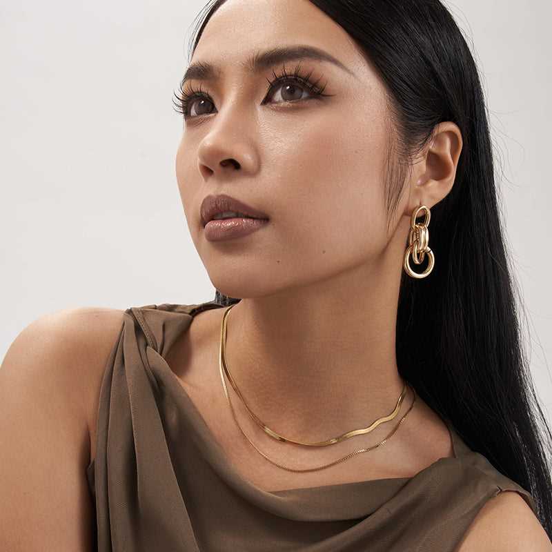 Interlocking Hoops Earrings - 18K Gold Plated - Jewelry de Corner