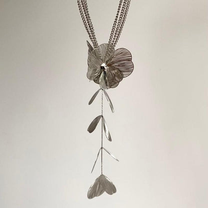 Multi - Layered Flowing Flower Necklace - Jewelry de Corner