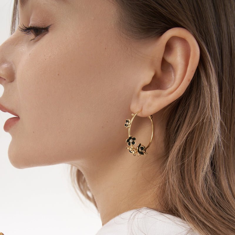 Rose Wreath Hoops Earrings - 18K Gold Plated - Jewelry de Corner