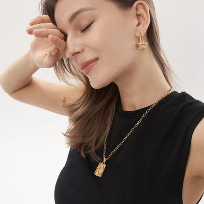 Sun Moon Temple Necklace - 18K Gold Plated - Jewelry de Corner