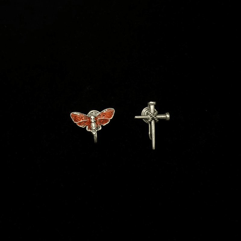 Vintage Asymmetrical Insect Cross Earrings - Jewelry de Corner
