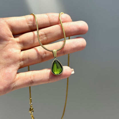 Vintage Green Tear Necklace - Jewelry de Corner