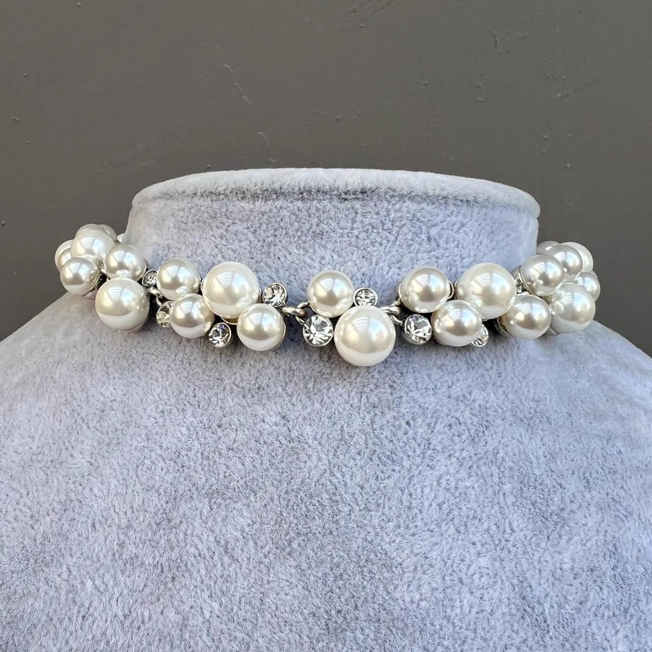 Vintage Pearl Cross Necklace Choker - Jewelry de Corner