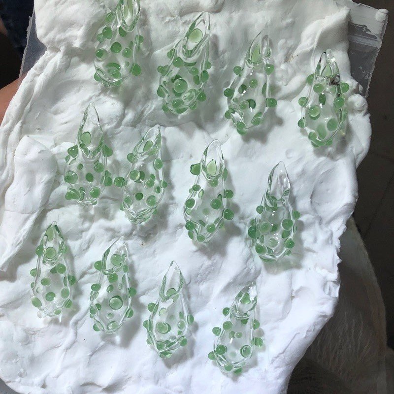 Vitality Transparent Glass Container Can Be Used For Flower Brooches - Jewelry de Corner