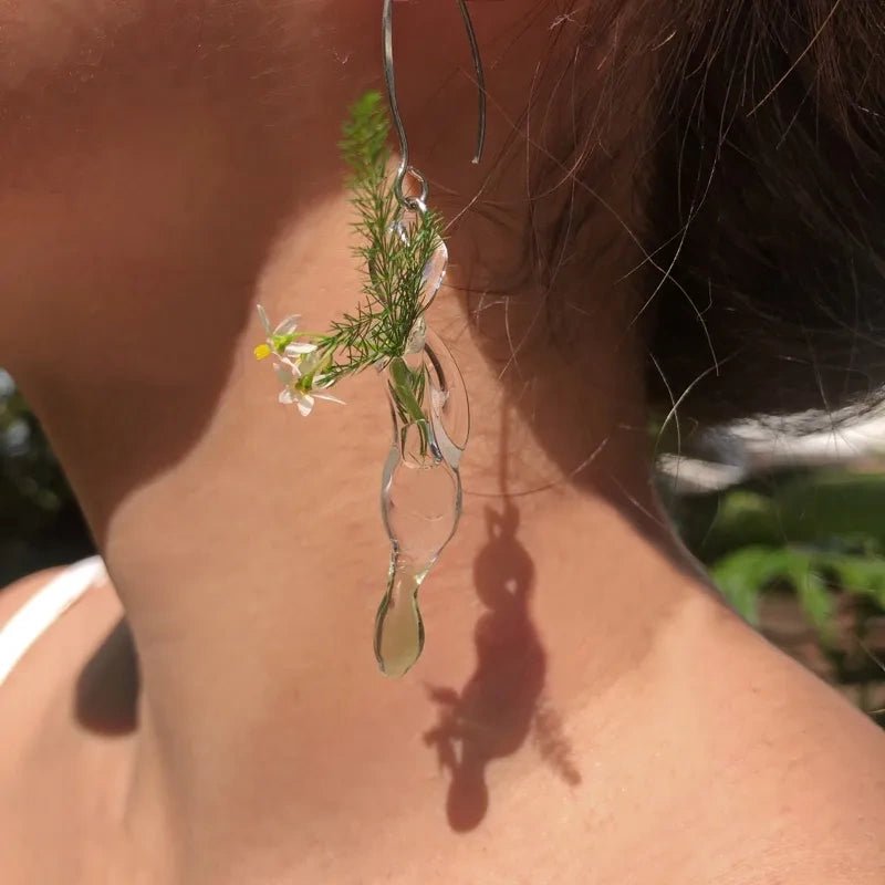 Vitality Transparent Glass Container Can Be Used To Arrange Flower Earrings - Jewelry de Corner