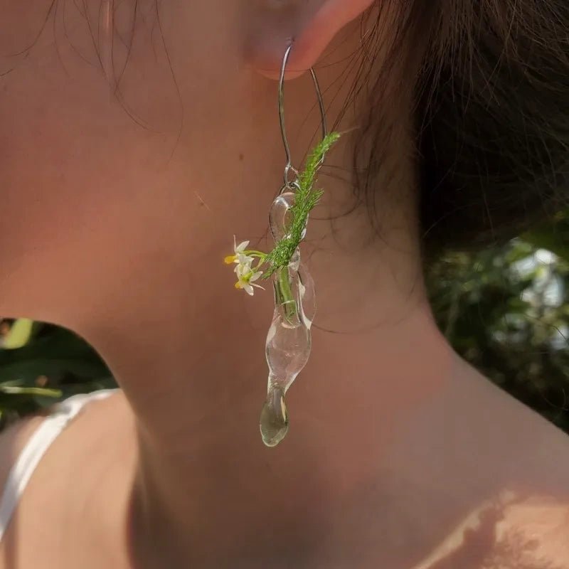Vitality Transparent Glass Container Can Be Used To Arrange Flower Earrings - Jewelry de Corner