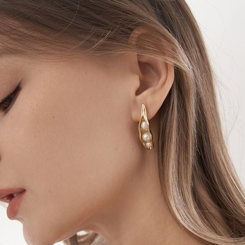 Watercress Pearl Drop Earrings - 18K Gold Plated - Jewelry de Corner