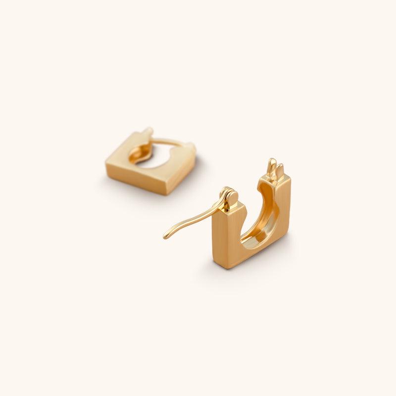 Wedge Stone Hoops Earrings - 18K Gold Plated - Jewelry de Corner