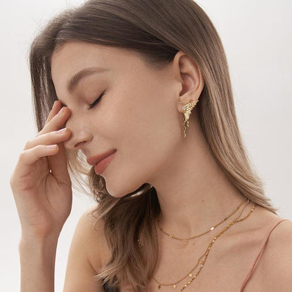 Whisper of Elves Studs Earrings - 18K Gold Plated - Jewelry de Corner